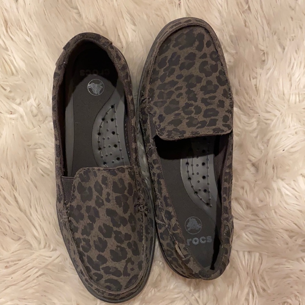TOMS loafers with animals